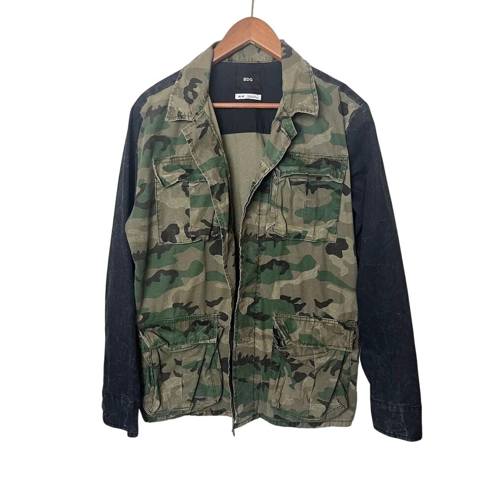 BDG Women’s Medium Camo Utility Jacket Black Sleeves 100% Cotton Military